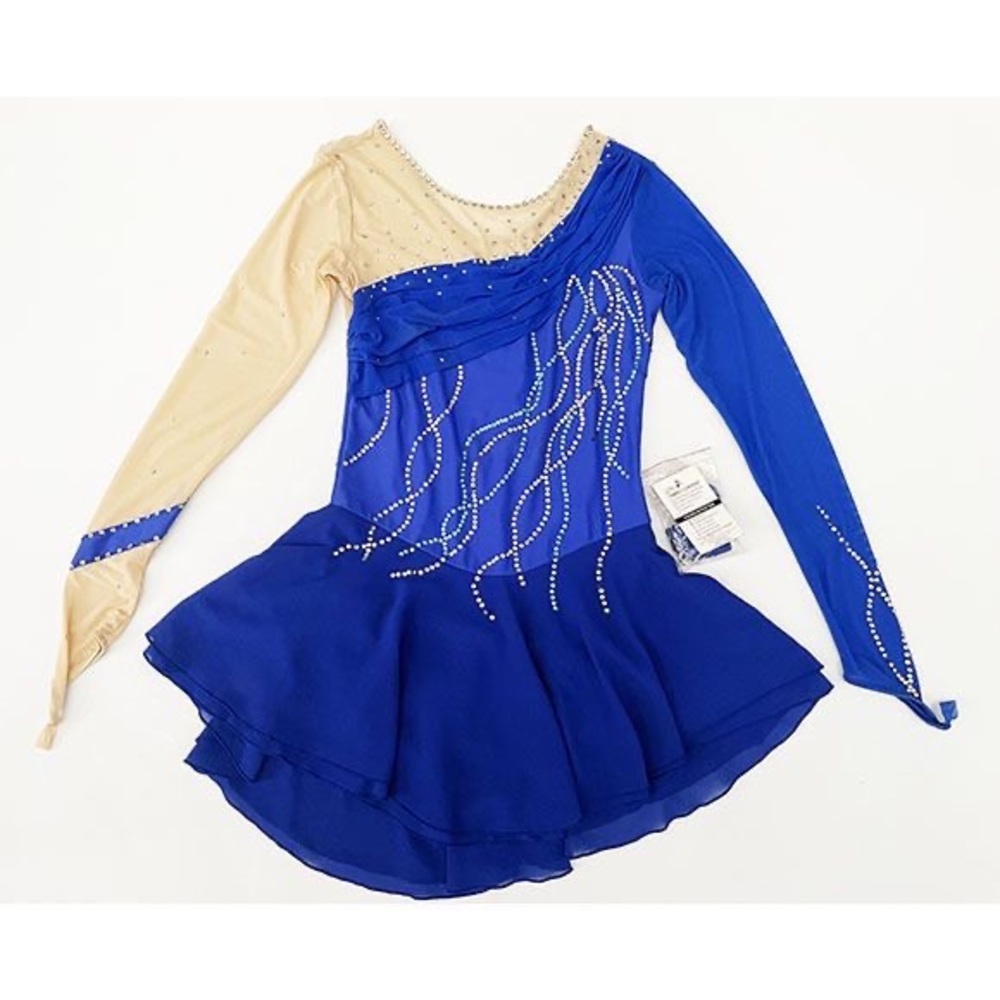 New Girl Figure Skating Dress Girl Size M with Hair Scrunchies (155~165cm)